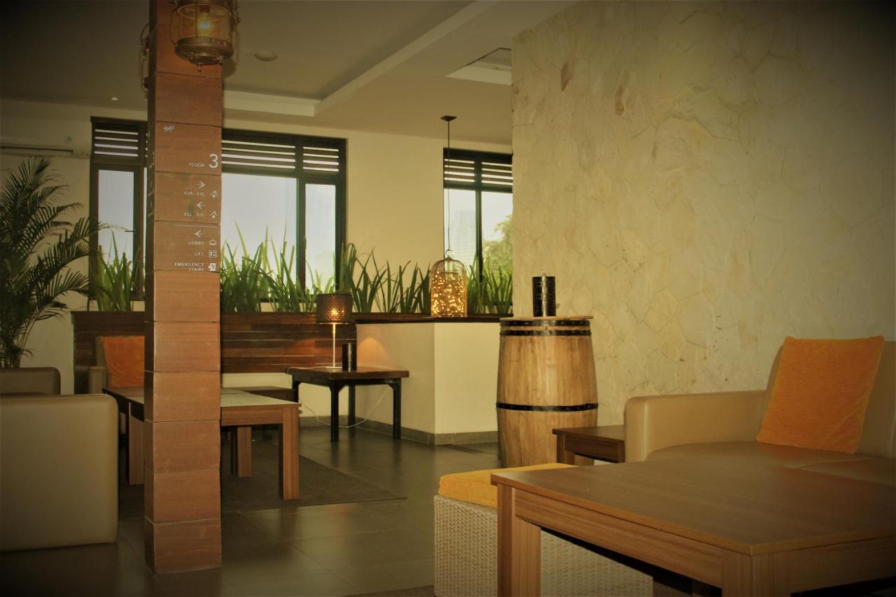 Treehouse Suites - Boutique Serviced Apartment Джакарта Екстер'єр фото