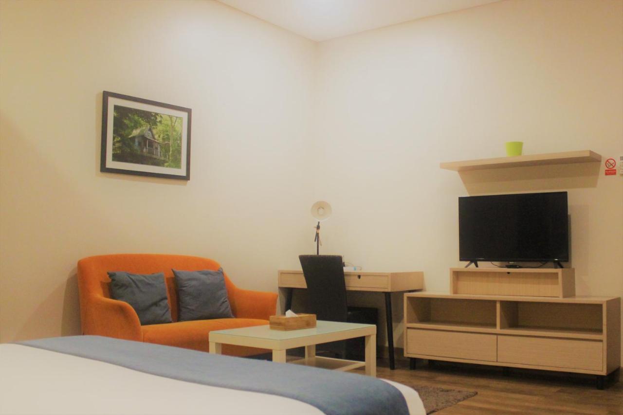 Treehouse Suites - Boutique Serviced Apartment Джакарта Екстер'єр фото