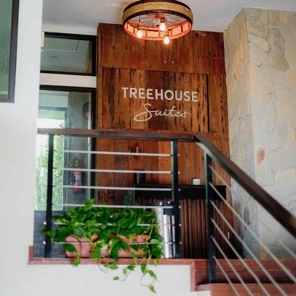Treehouse Suites - Boutique Serviced Apartment Джакарта Екстер'єр фото