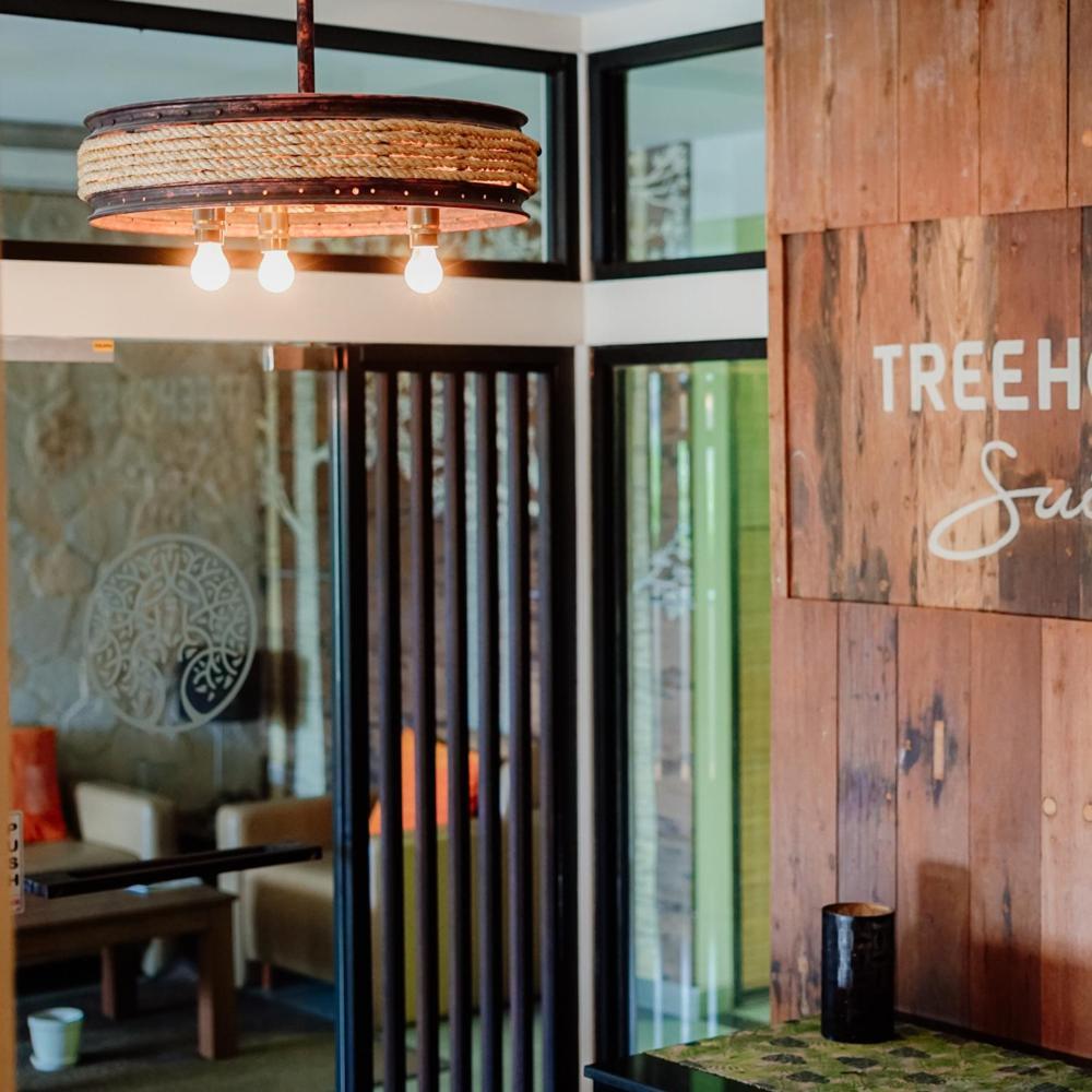 Treehouse Suites - Boutique Serviced Apartment Джакарта Екстер'єр фото