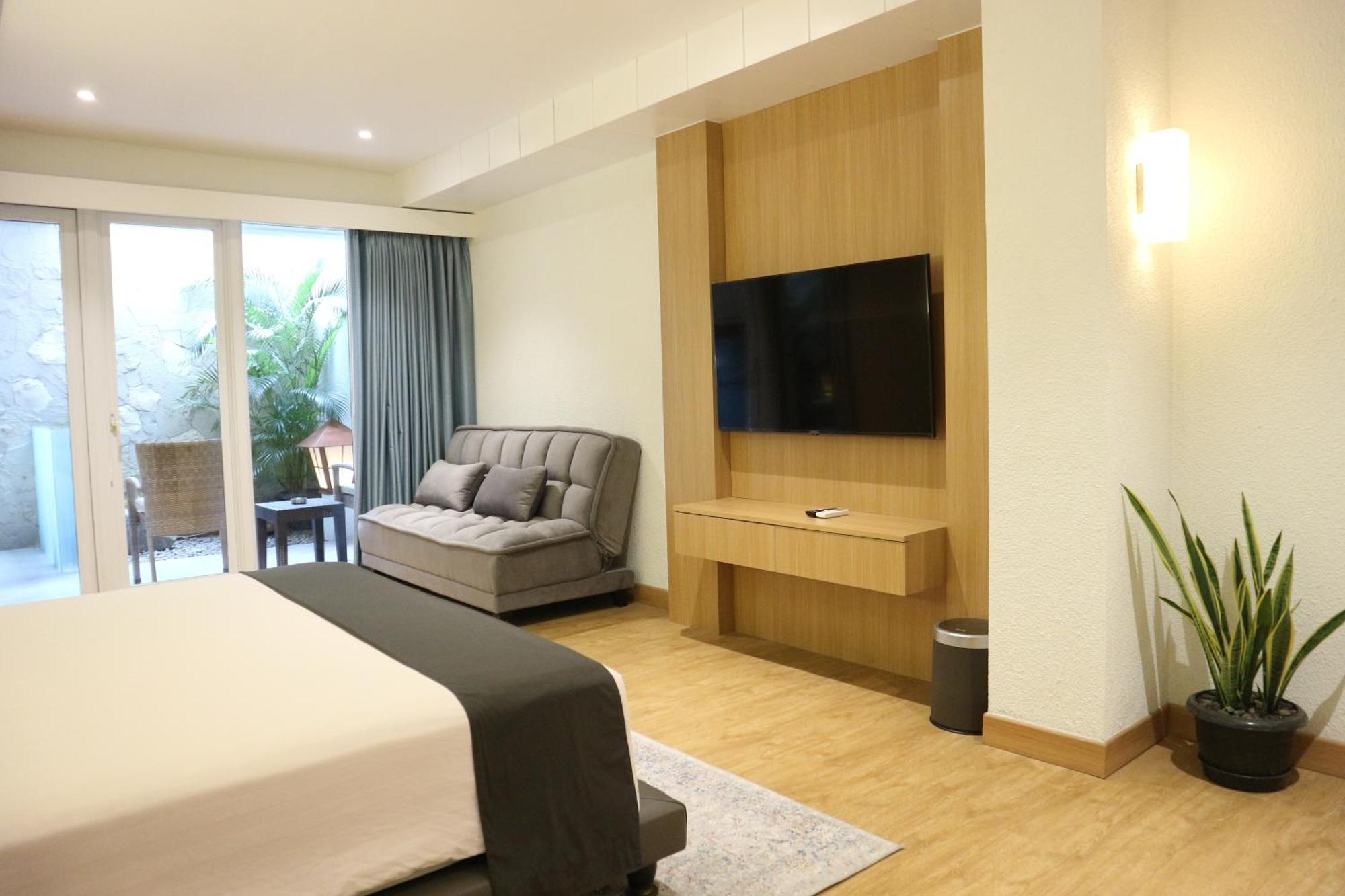 Treehouse Suites - Boutique Serviced Apartment Джакарта Екстер'єр фото
