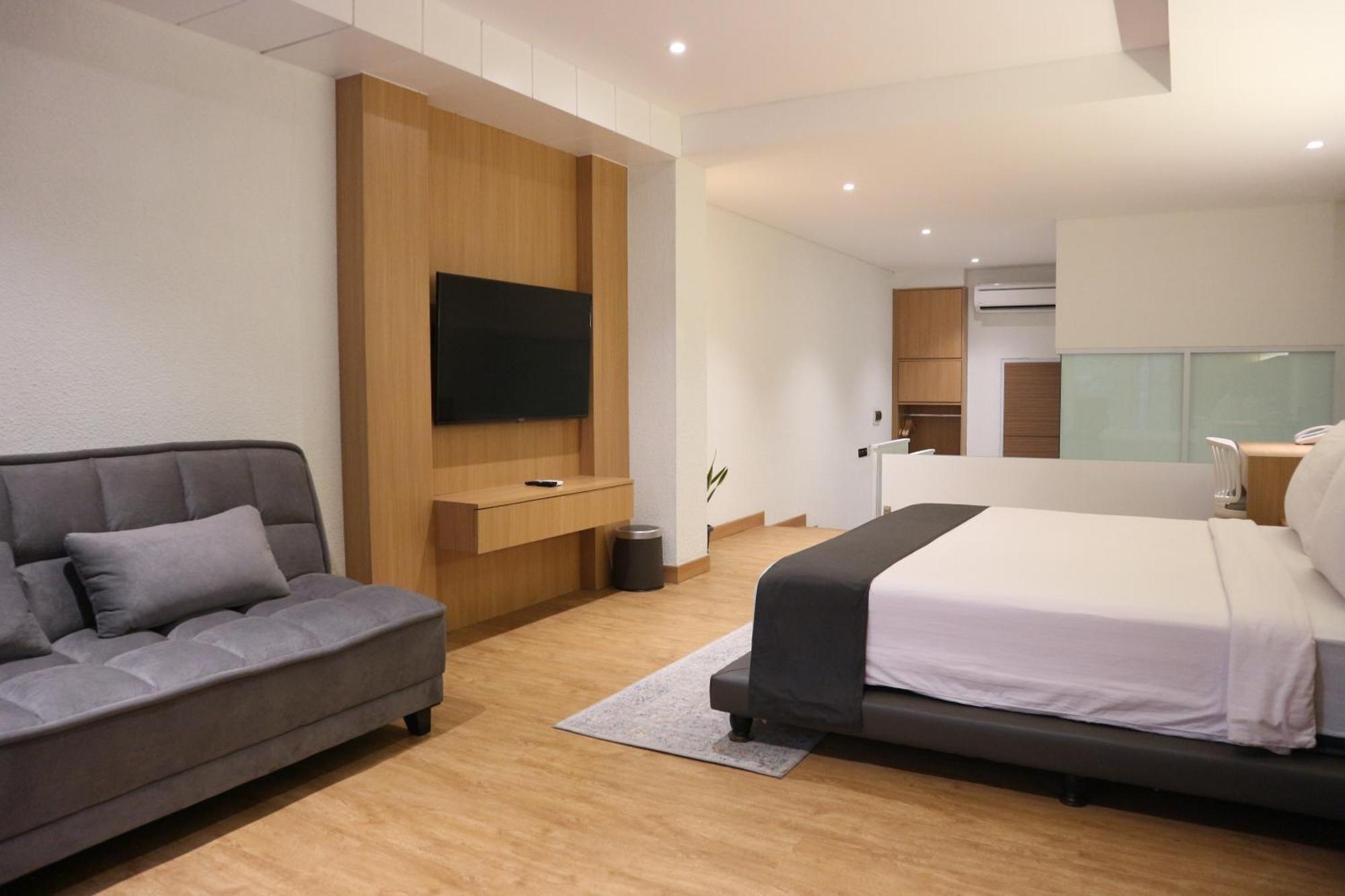 Treehouse Suites - Boutique Serviced Apartment Джакарта Екстер'єр фото