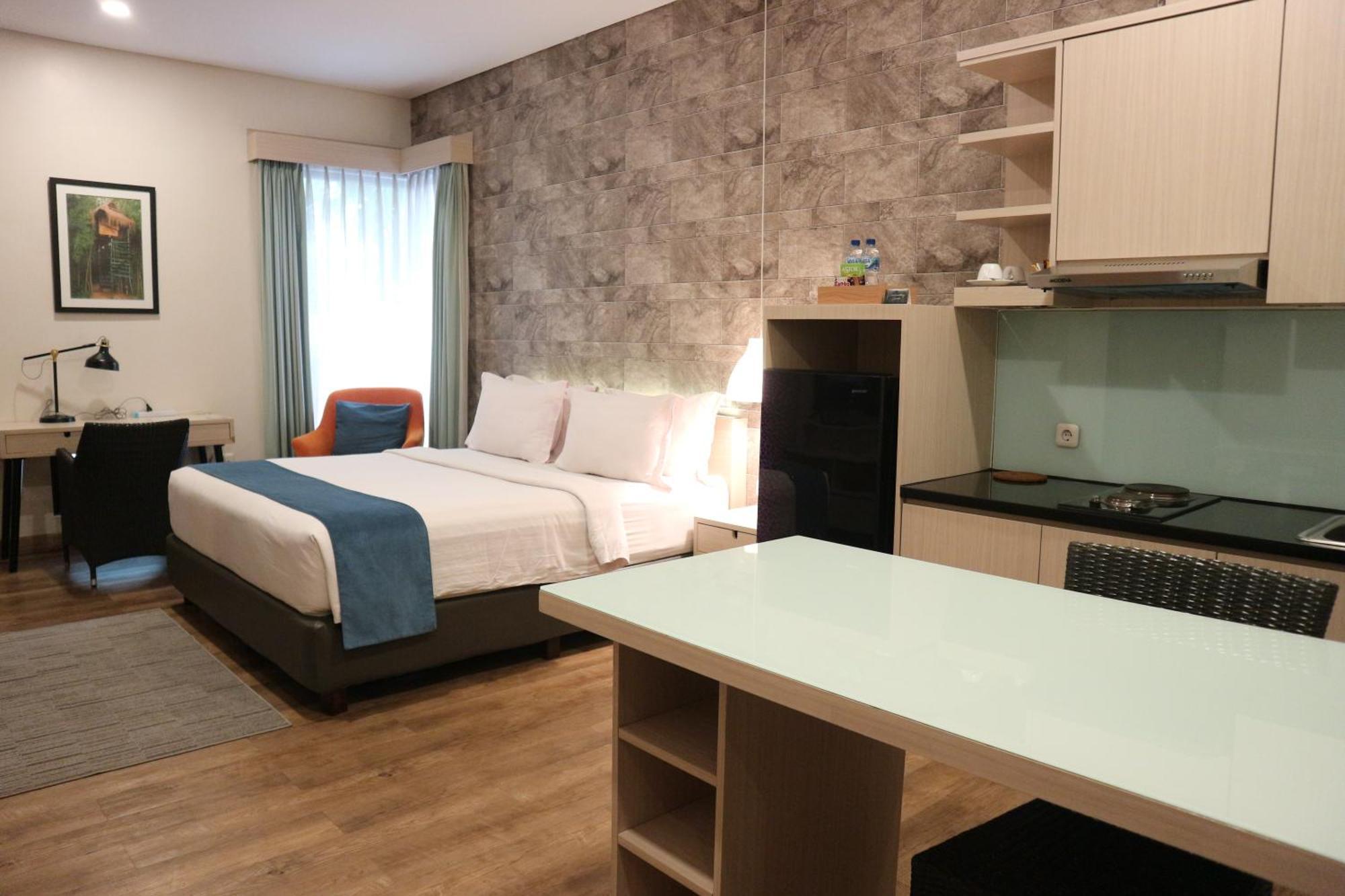 Treehouse Suites - Boutique Serviced Apartment Джакарта Екстер'єр фото